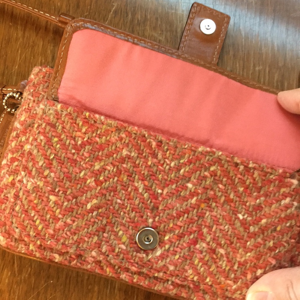 Woven Coach wristlet - Picture 2 of 5